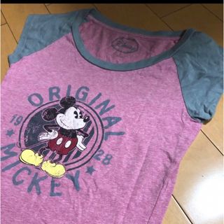 ディズニー(Disney)のミッキーピンク×グレーラグランT(Tシャツ(半袖/袖なし))