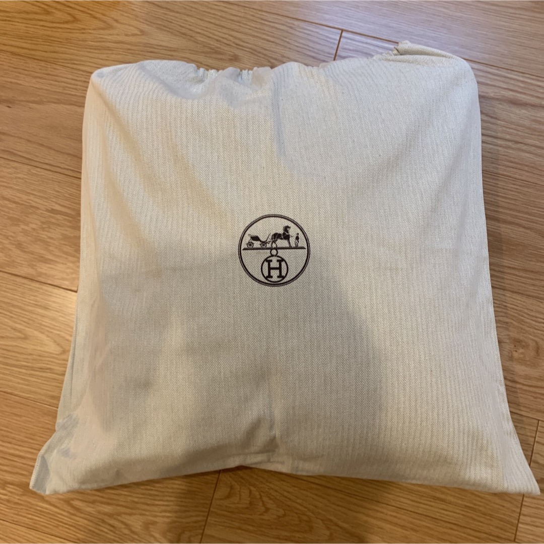 エルメス クッション アヴァロンⅢ ベージュ カモミール