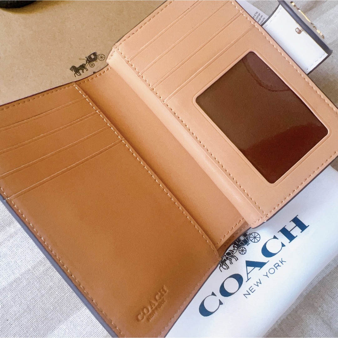 COACH ✳️ 新品 レディース 折り財布　シグネチャー 馬車