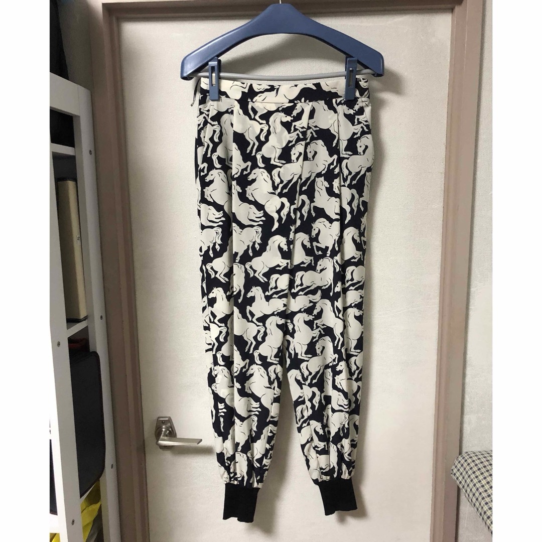 フローラル ステラマッカートニー 馬柄パンツ 新品 - crumiller.com