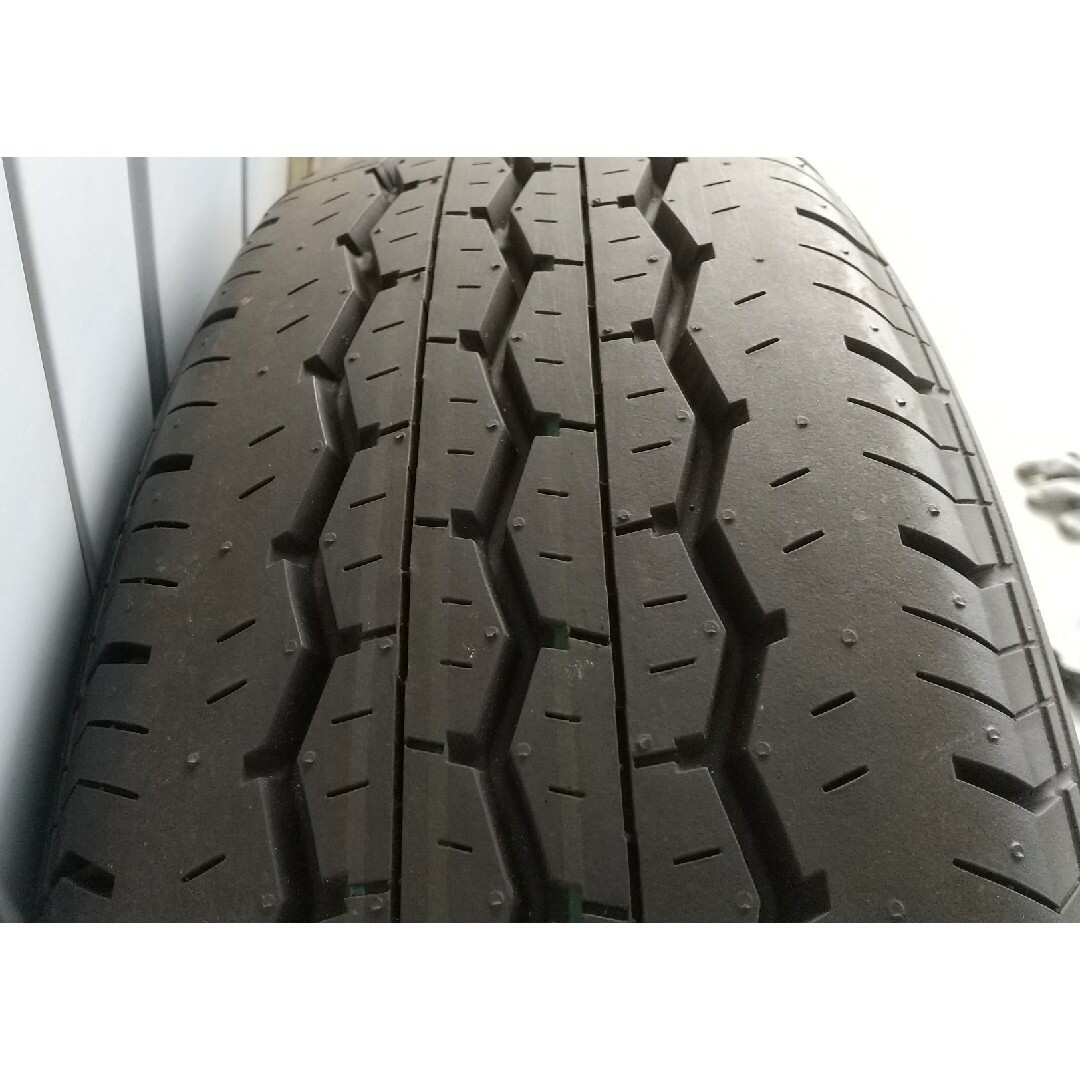 195/80R15 ハイエース　新車外し 2