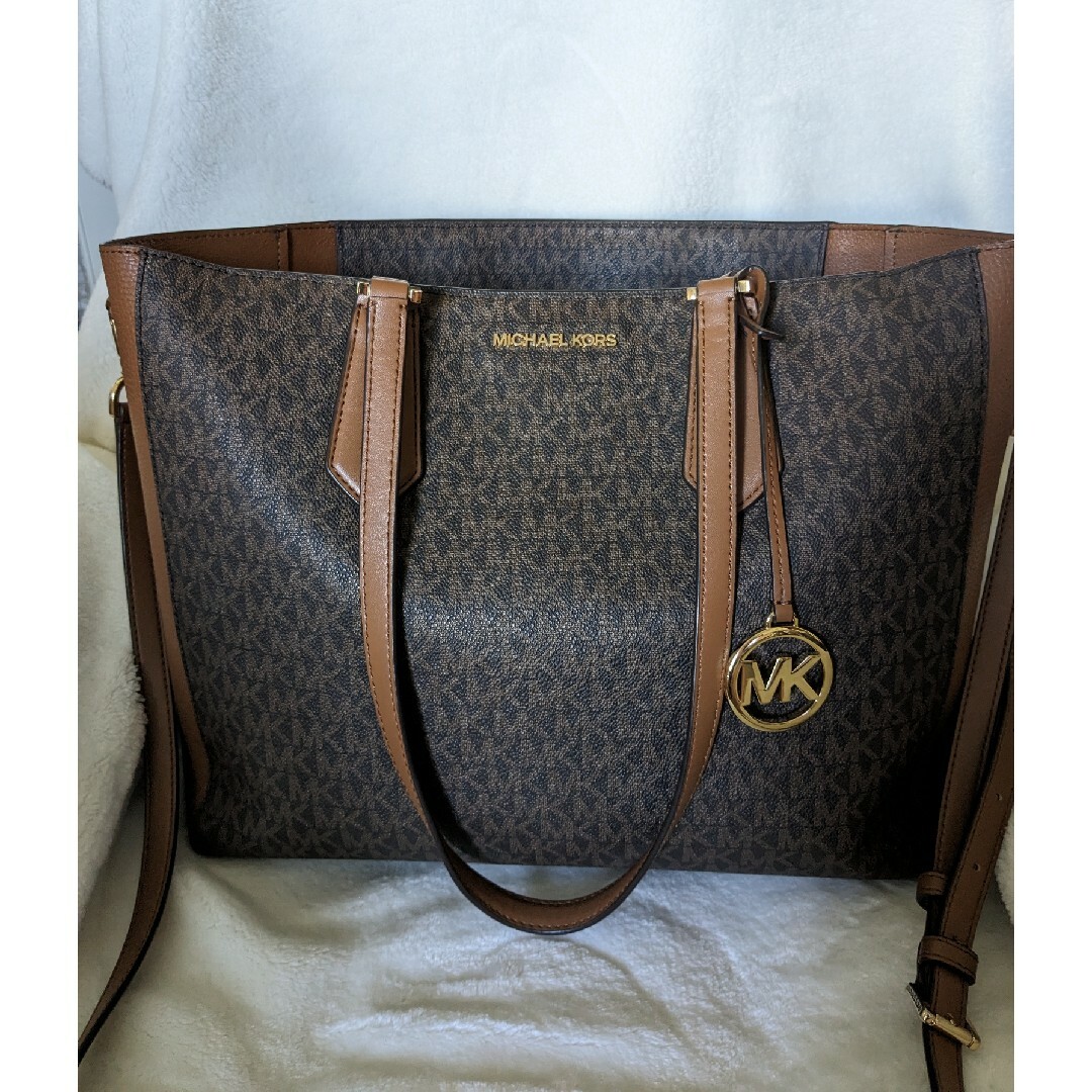 美品 MICHAEL KORS  マイケルコース トートバッグ  ポーチ付