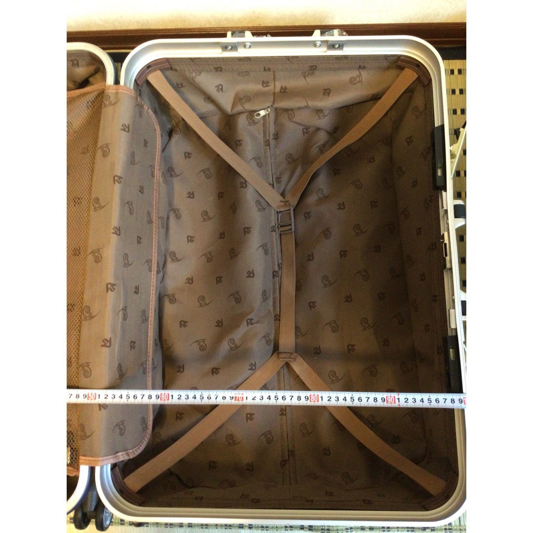 スーツケース　キャリーケース　XL 大型　旅行 メンズのバッグ(トラベルバッグ/スーツケース)の商品写真