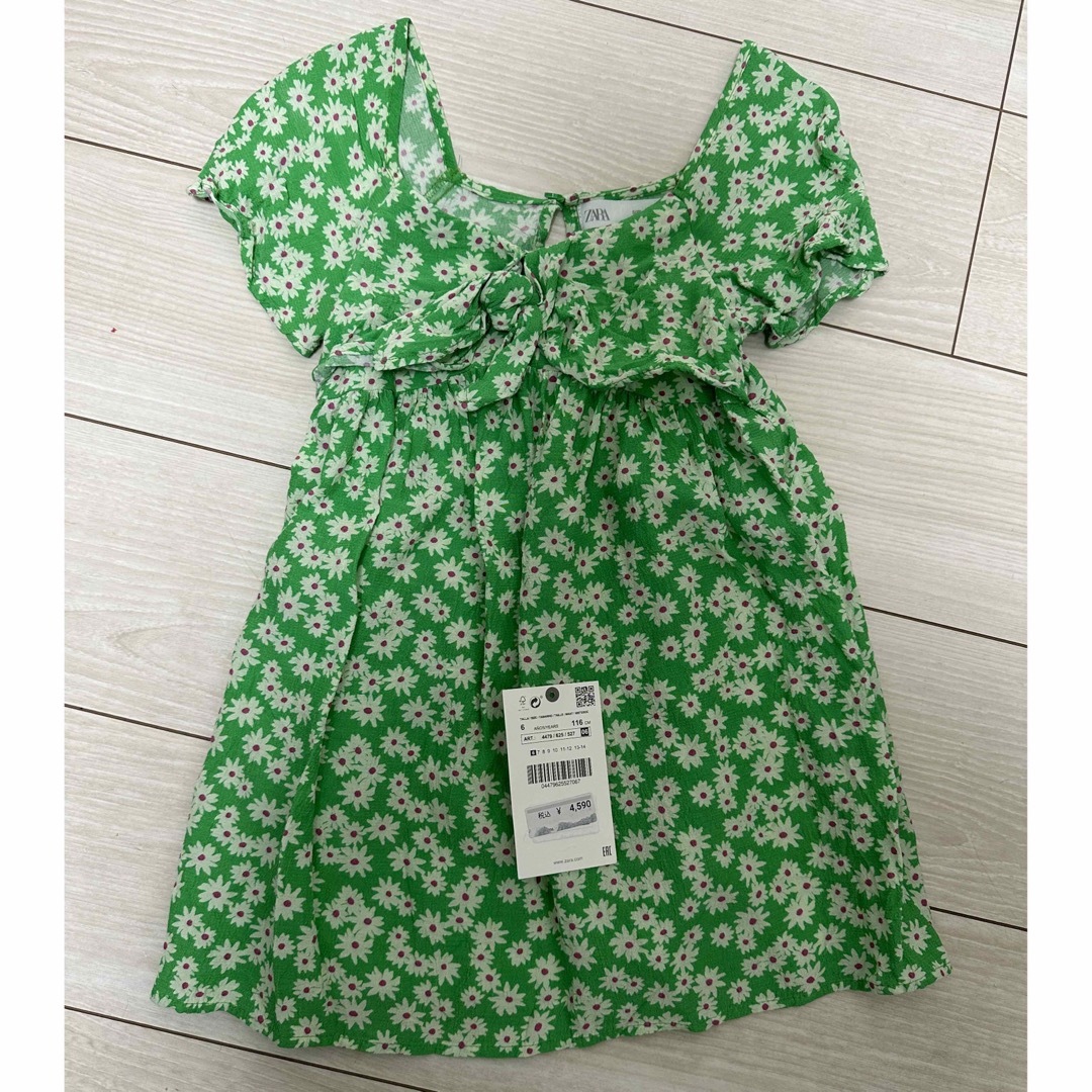 ZARA KIDS(ザラキッズ)のZARA kids花柄ワンピース（116） キッズ/ベビー/マタニティのキッズ服女の子用(90cm~)(ワンピース)の商品写真