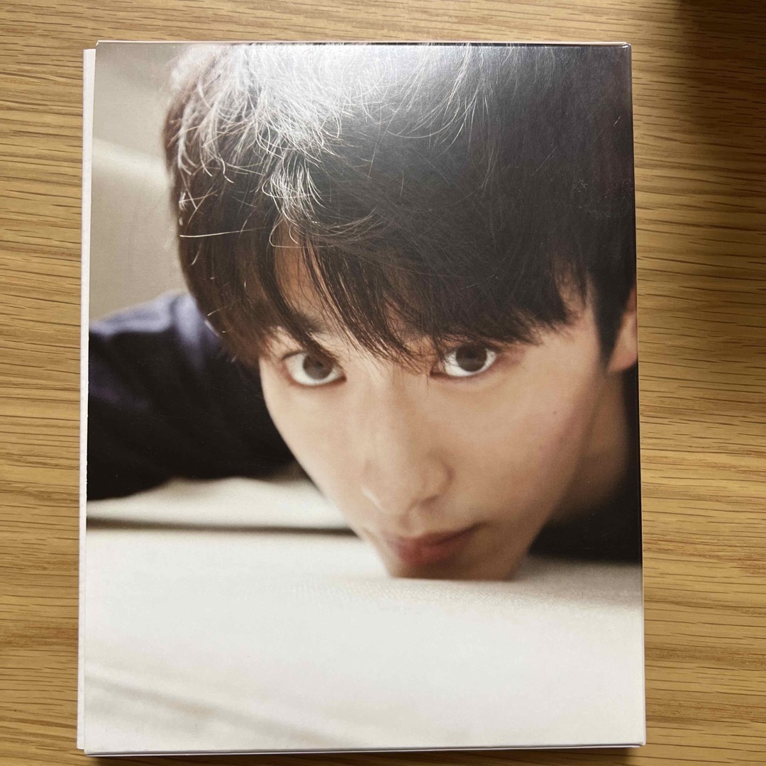 【直筆サイン入り】杉野遥亮 カレンダー 2019.4-2020.3