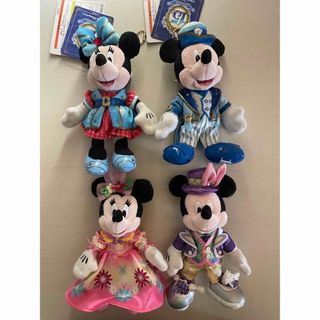 ディズニー(Disney)のディズニー　ミッキー&ミニー　ぬいぐるみバッチ　2セット！(ぬいぐるみ)