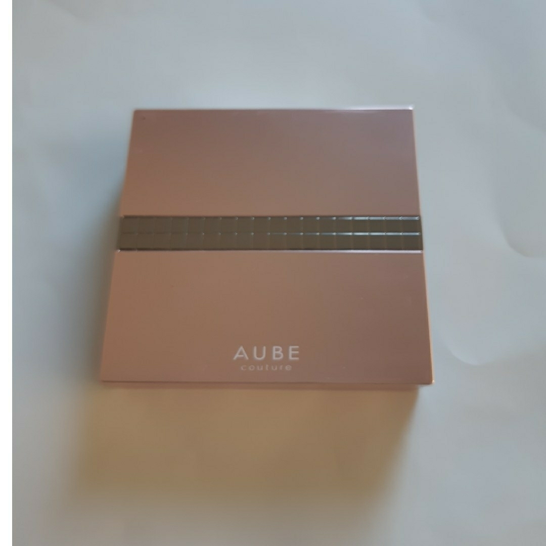 AUBE couture(オーブクチュール)のオーブクチュールデザイニングアイズ505 コスメ/美容のベースメイク/化粧品(アイシャドウ)の商品写真