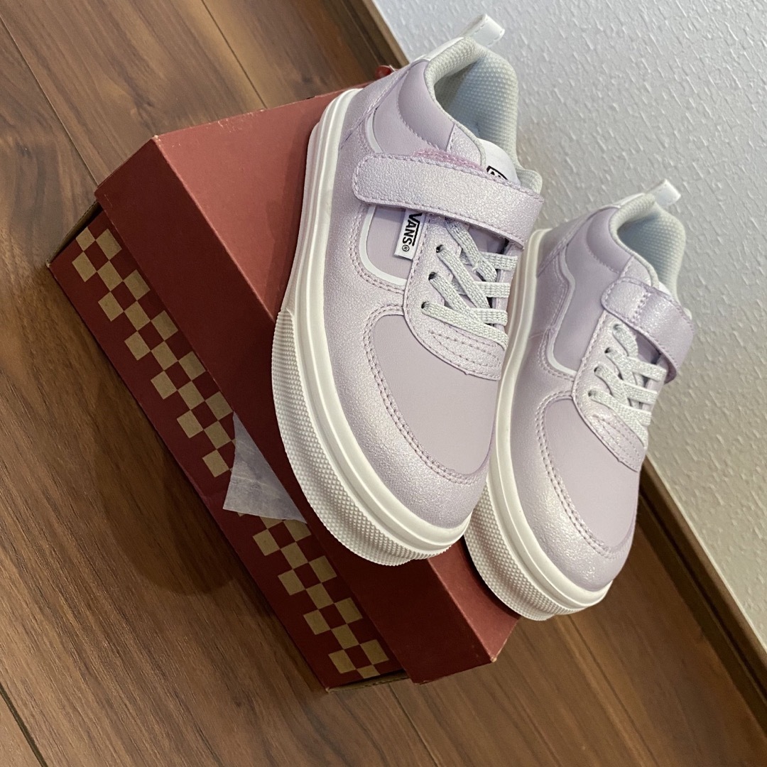 VANS(ヴァンズ)のバンズ　スニーカー　キッズ キッズ/ベビー/マタニティのキッズ靴/シューズ(15cm~)(スニーカー)の商品写真