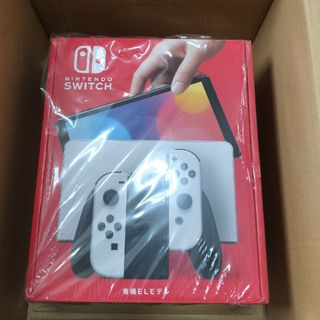 ニンテンドウ(任天堂)の新品未開封品　ニンテンドースイッチ　有機ELモデル　ホワイト(家庭用ゲームソフト)