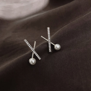 アーカー(AHKAH)の【p14】cross line pearl pierce silver925(ピアス)