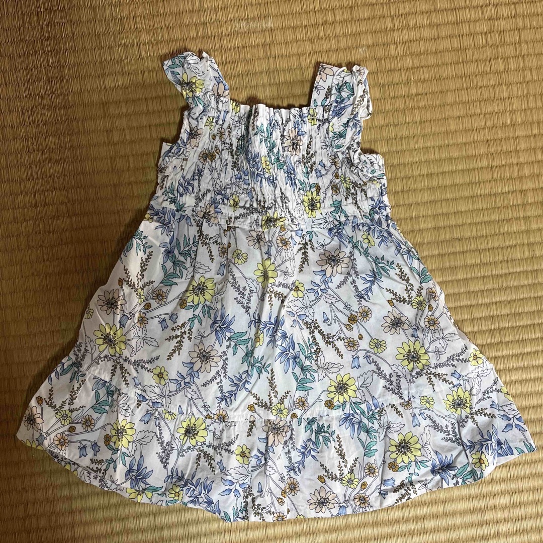 Lili Lundi 90 ワンピース　リリィランディ キッズ/ベビー/マタニティのキッズ服女の子用(90cm~)(ワンピース)の商品写真