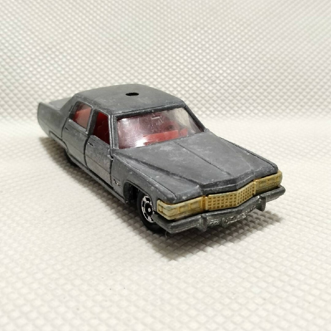 2975 ジャンクトミカ 1976年 キャデラック フリートウッドブロアム | フリマアプリ ラクマ 2975 ジャンクトミカ 1976年 キャデラック フリートウッドブロアム | フリマアプリ ラクマ
