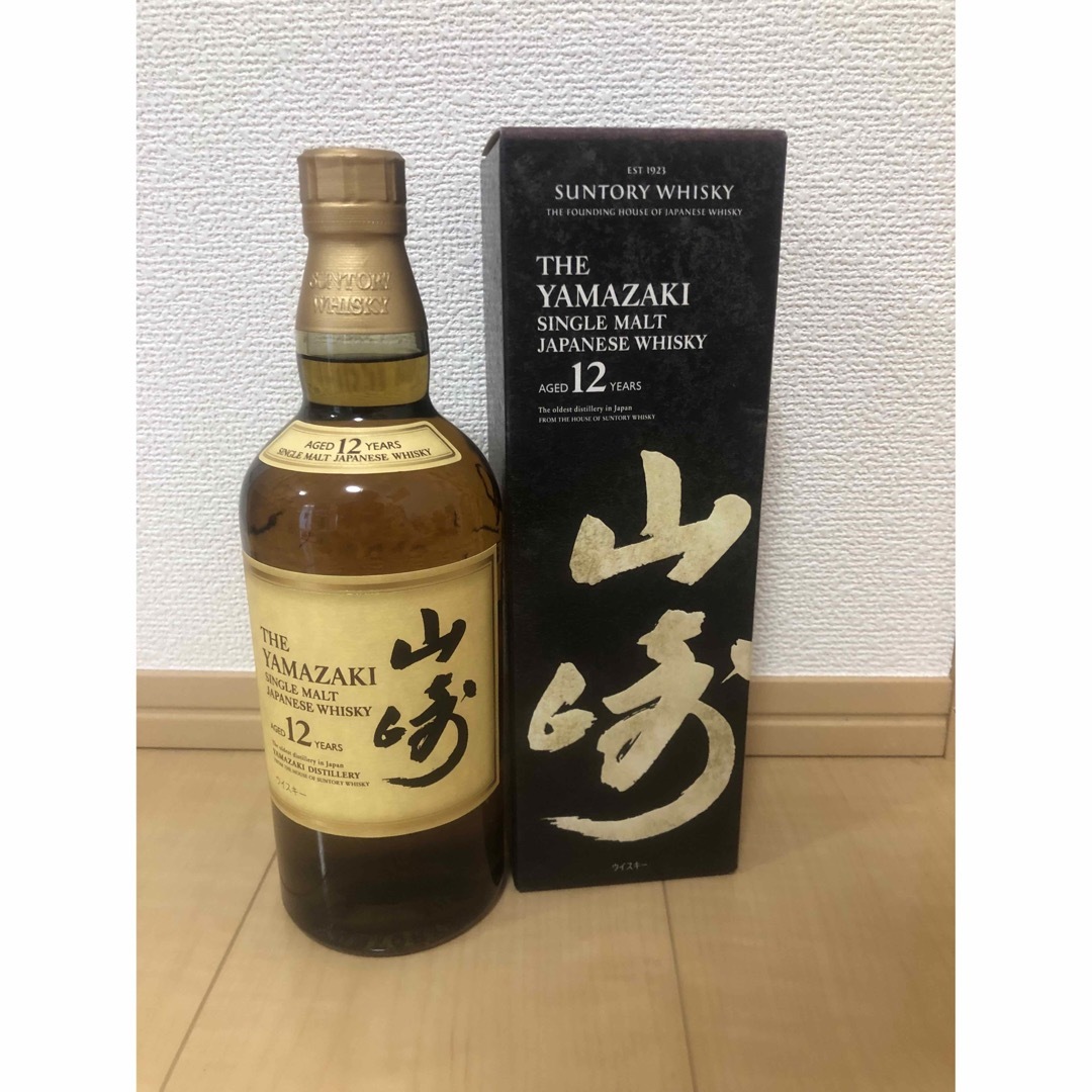 【新品未開栓】サントリー山崎12年　700ml 箱付 食品/飲料/酒の酒(ウイスキー)の商品写真