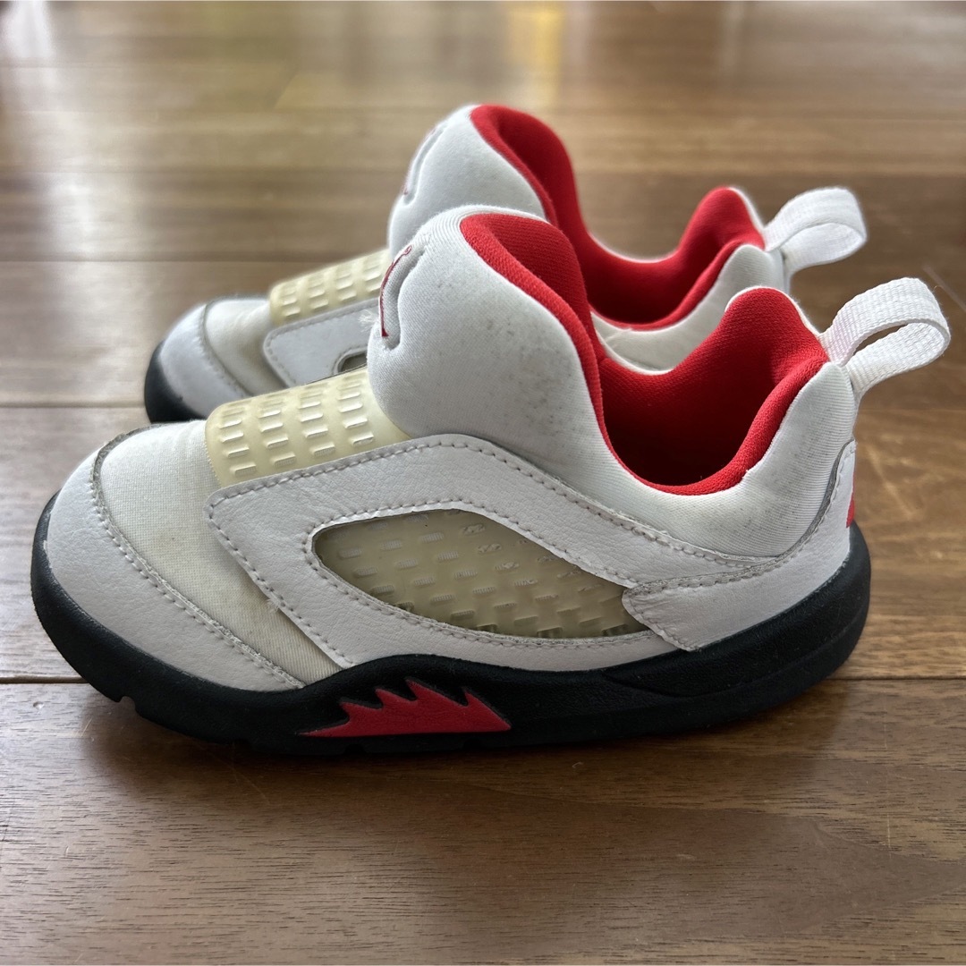 Jordan Brand（NIKE）(ジョーダン)のNIKE ナイキ ジョーダン5 レトロリトルフレックス 15㎝ キッズ/ベビー/マタニティのキッズ靴/シューズ(15cm~)(スニーカー)の商品写真