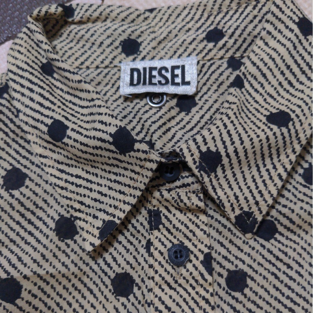 DIESEL(ディーゼル)のDIESEL　ノースリーブ　シャツ レディースのトップス(カットソー(半袖/袖なし))の商品写真