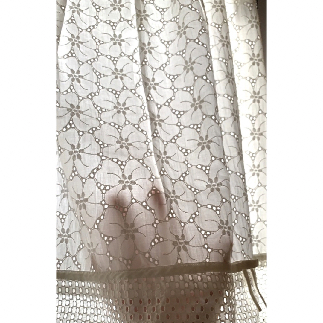 M'S GRACY(エムズグレイシー)の★シェリーメイちゃん様★Super Beauty ひざ下 ホワイトレーススカート レディースのスカート(ひざ丈スカート)の商品写真