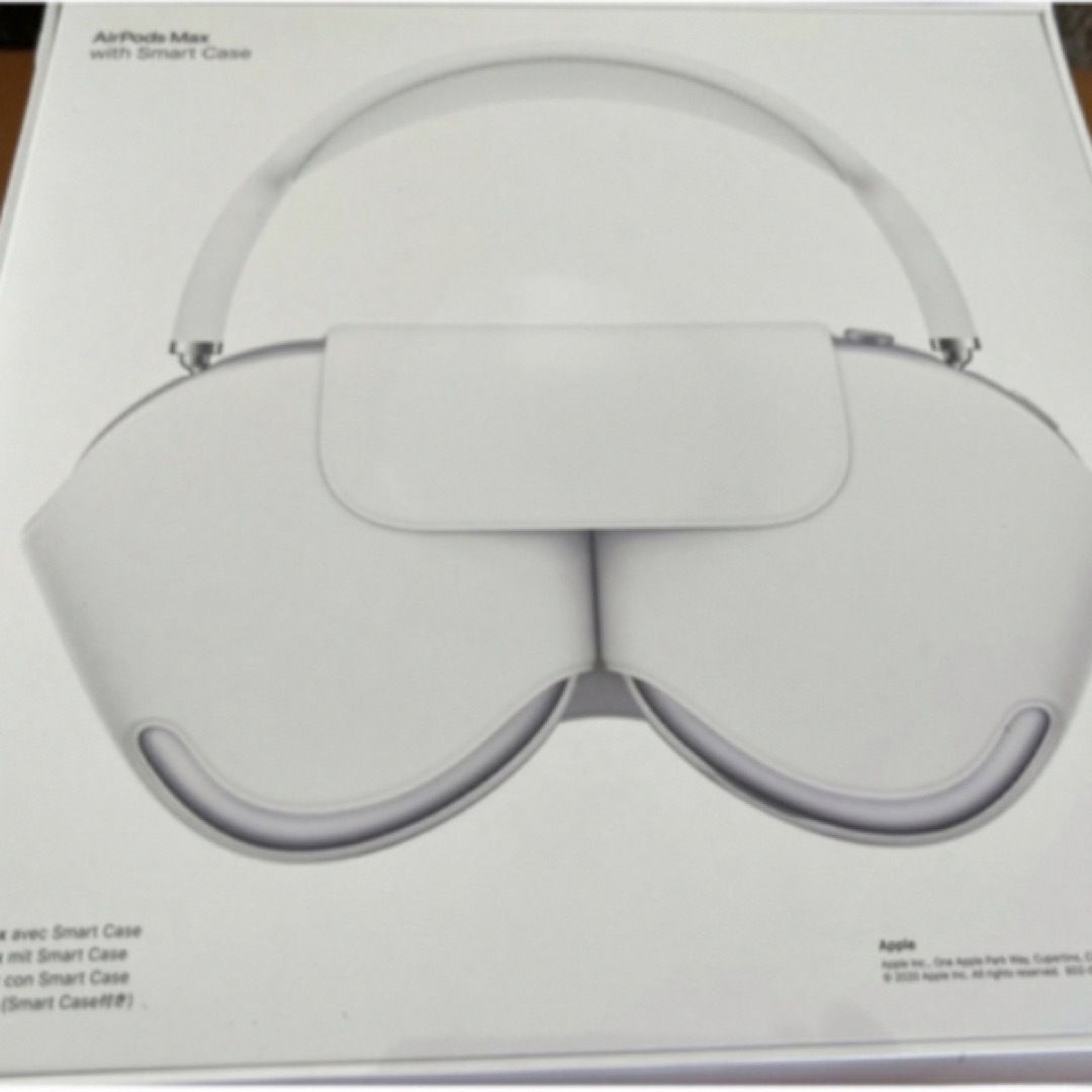 Apple ワイヤレスヘッドホン AirPods Max Silver Apple ワイヤレスヘッドホン AirPods Max Silver