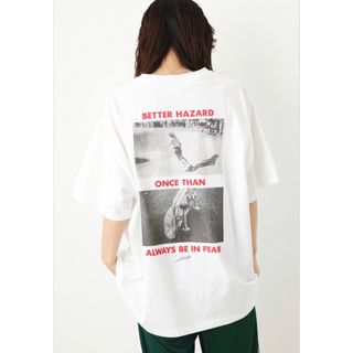 ロデオクラウンズワイドボウル(RODEO CROWNS WIDE BOWL)のロデオ★Dare Photo Tシャツ（オフホワイト）(Tシャツ(半袖/袖なし))