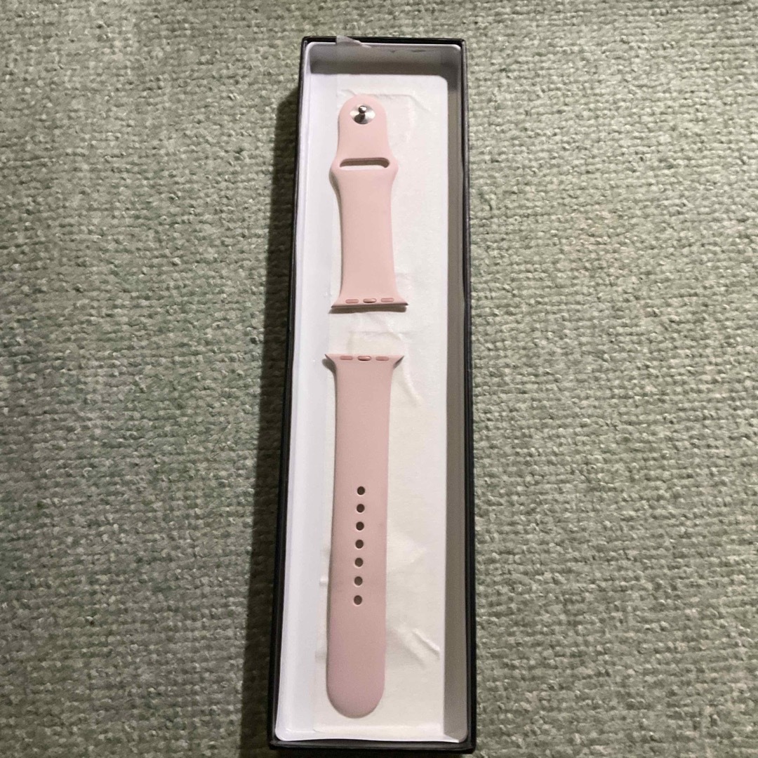 Apple Watch(アップルウォッチ)のApple watch 40mm用ピンクベージュ　バンド メンズの時計(ラバーベルト)の商品写真