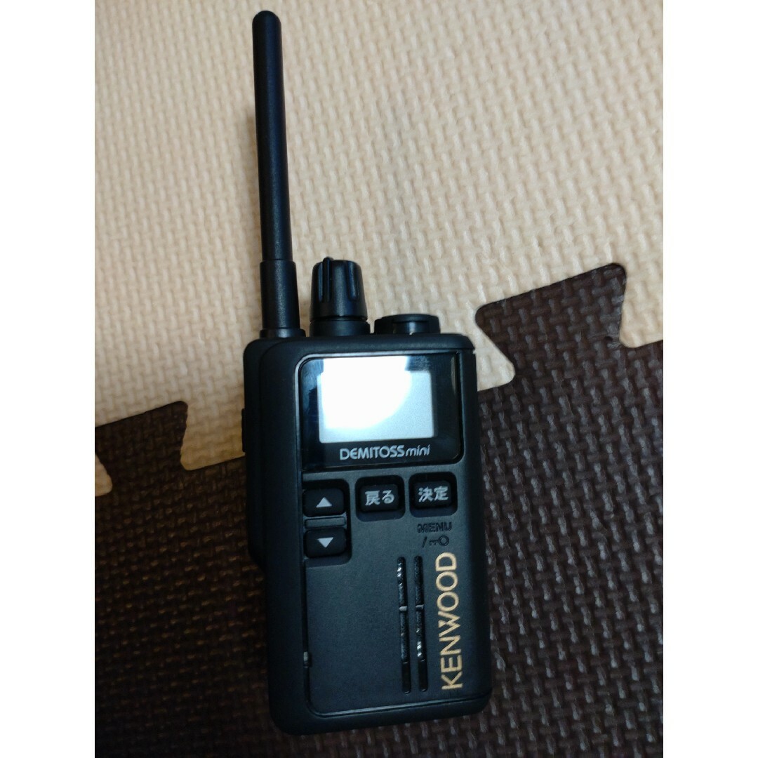 KENWOOD(ケンウッド)の(ケンウッド) デミトスミニ UBZ-M51SE 充電池UPB-7Nセット エンタメ/ホビーのテーブルゲーム/ホビー(アマチュア無線)の商品写真