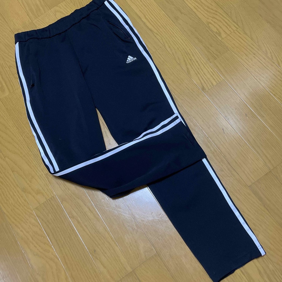 adidas(アディダス)のadidasパンツ レディースのパンツ(カジュアルパンツ)の商品写真