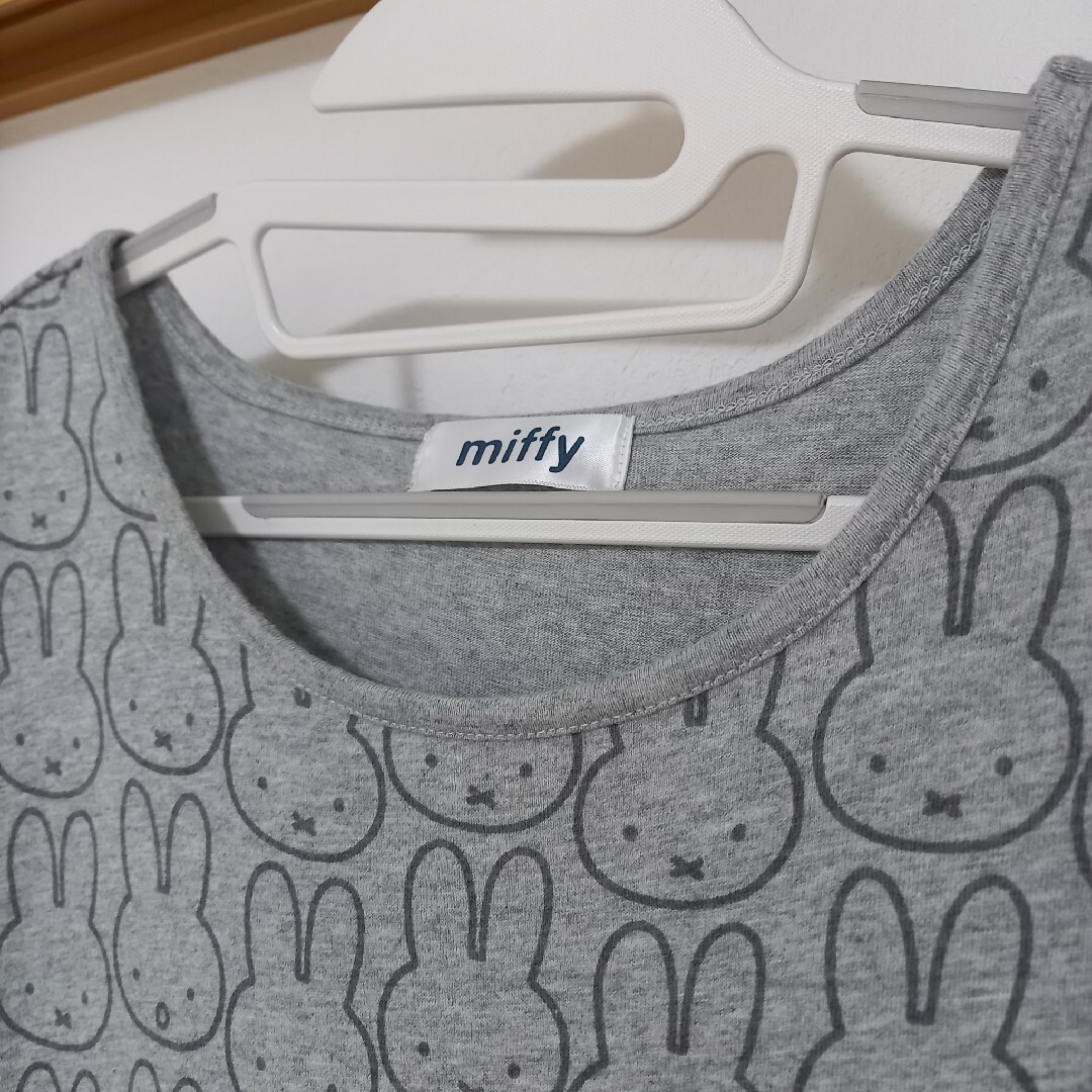 ミッフィー miffy ロングTシャツ レディースのトップス(Tシャツ(半袖/袖なし))の商品写真