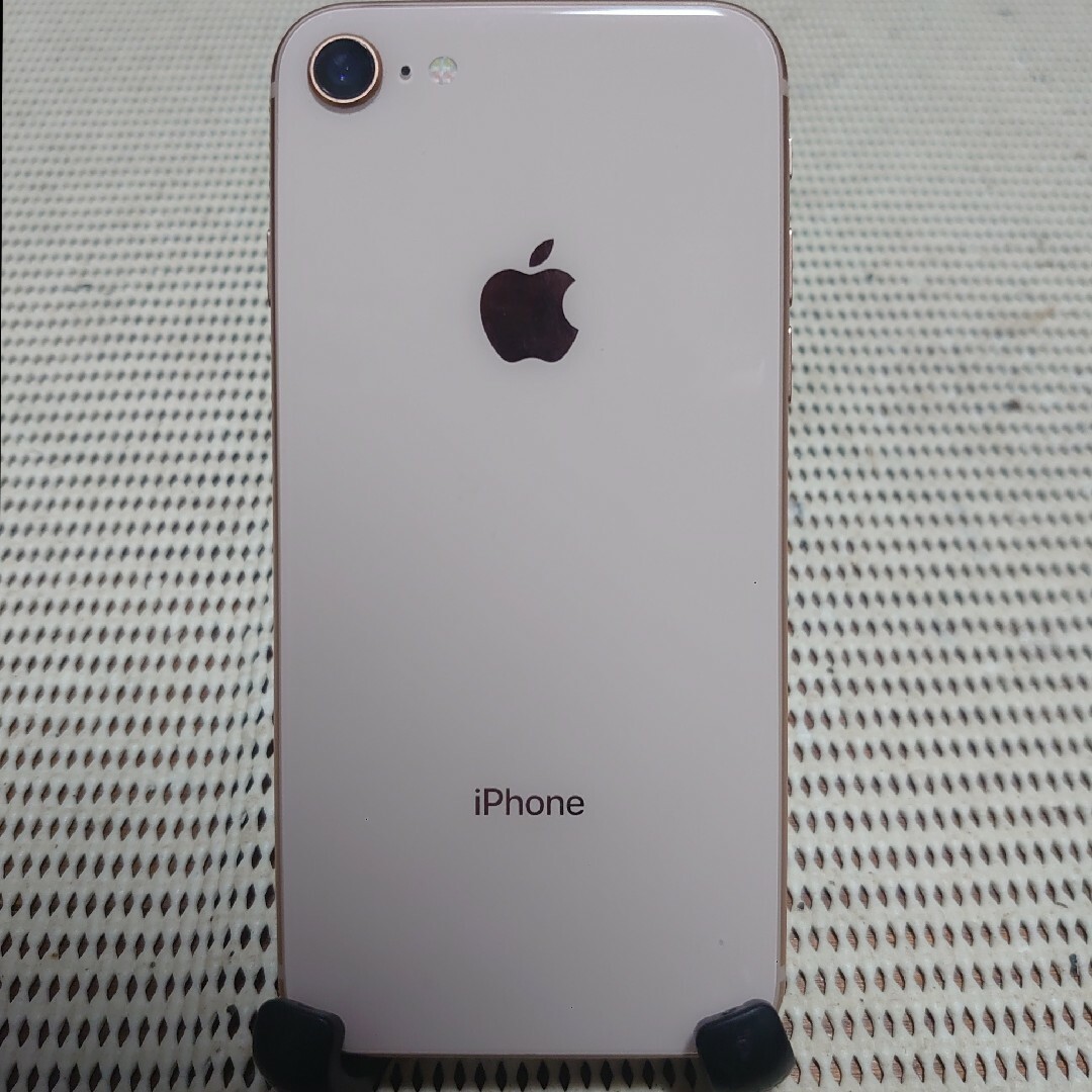 iPhone - 完動品SIMフリーiPhone8本体64GBゴールドDOCOMO判定○の通販 ...