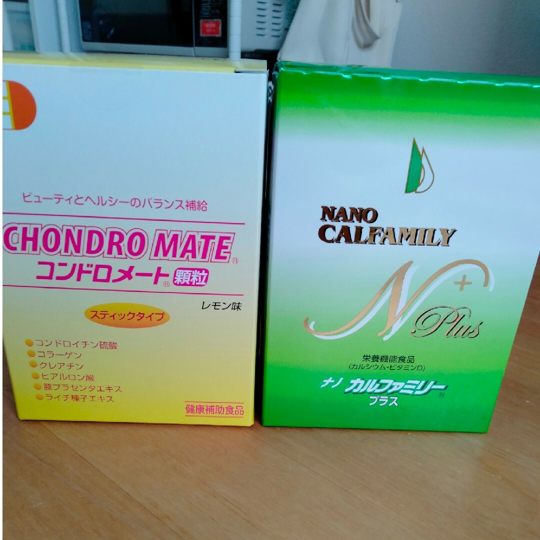 ナノカルファミリープラス&コンドロメート顆粒の通販 by nanana's shop