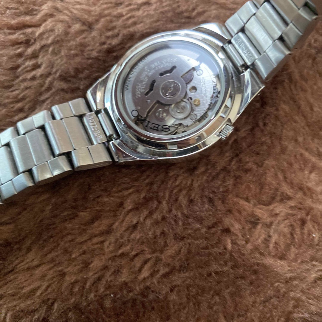 SEIKO(セイコー)のSEIKO ブラック　レッド　メンズ腕時計 メンズの時計(腕時計(アナログ))の商品写真