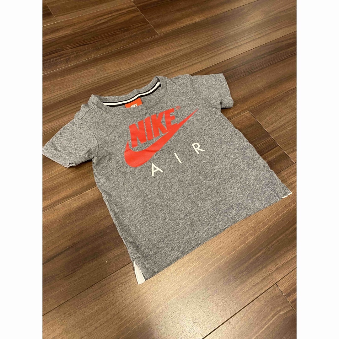 NIKE(ナイキ)のNIKE Tシャツ　2Tサイズ（85-90センチ） キッズ/ベビー/マタニティのベビー服(~85cm)(Ｔシャツ)の商品写真