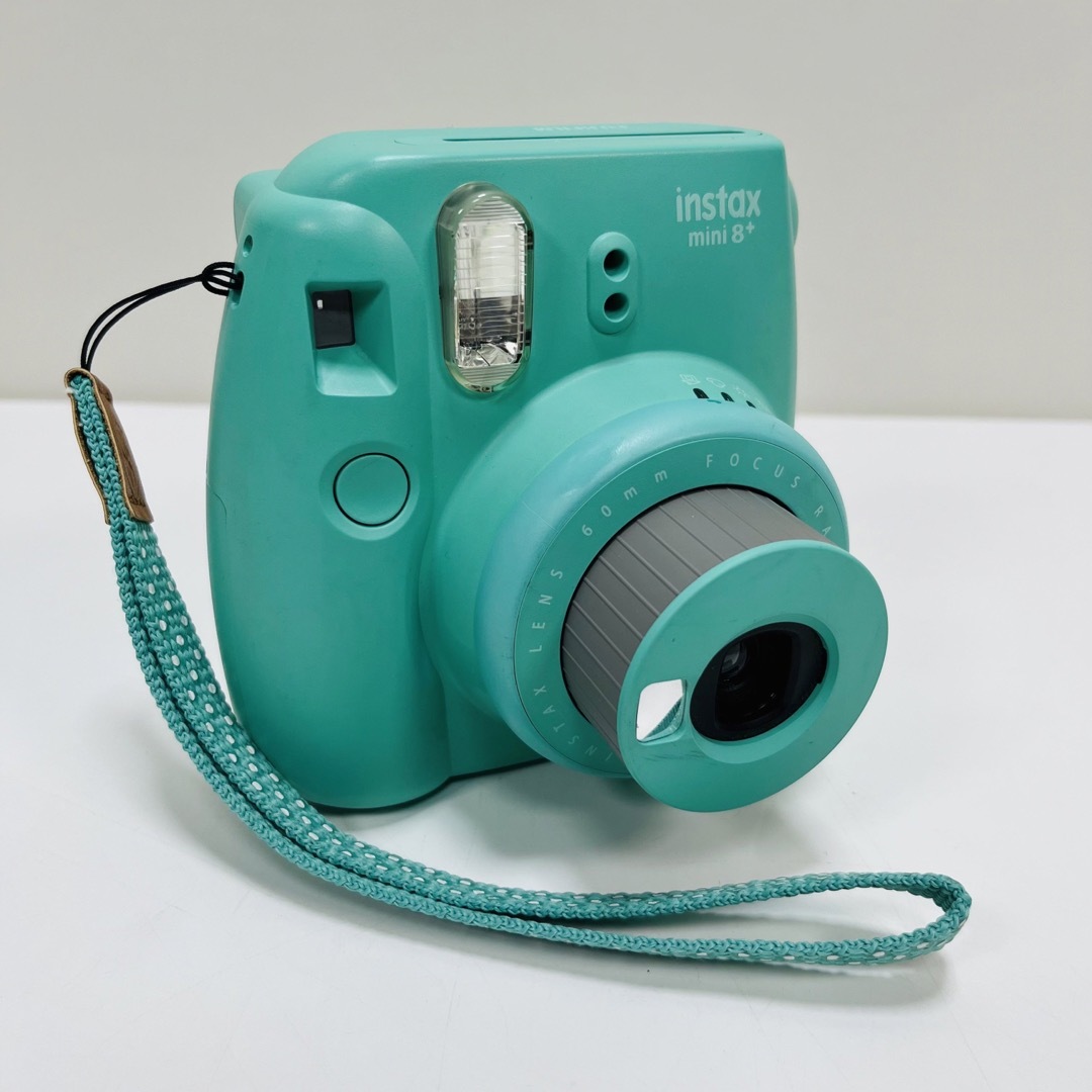 富士フイルム(フジフイルム)の【動作品】FUJIFILM instax mini 8+ ミント スマホ/家電/カメラのカメラ(フィルムカメラ)の商品写真