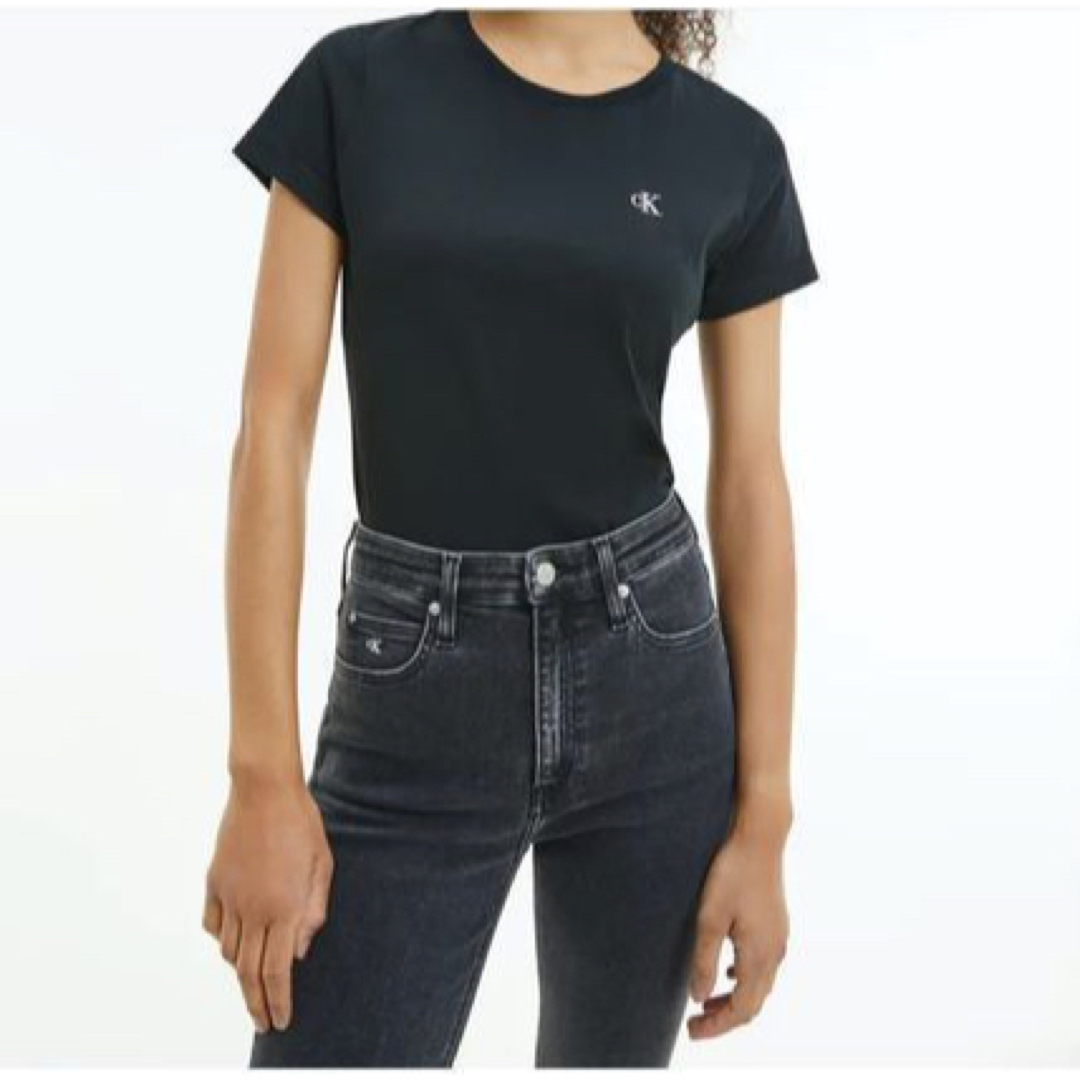 Calvin Klein(カルバンクライン)のMサイズ Calvin KleinオーガニックコットンTシャツ レディースのトップス(Tシャツ(半袖/袖なし))の商品写真