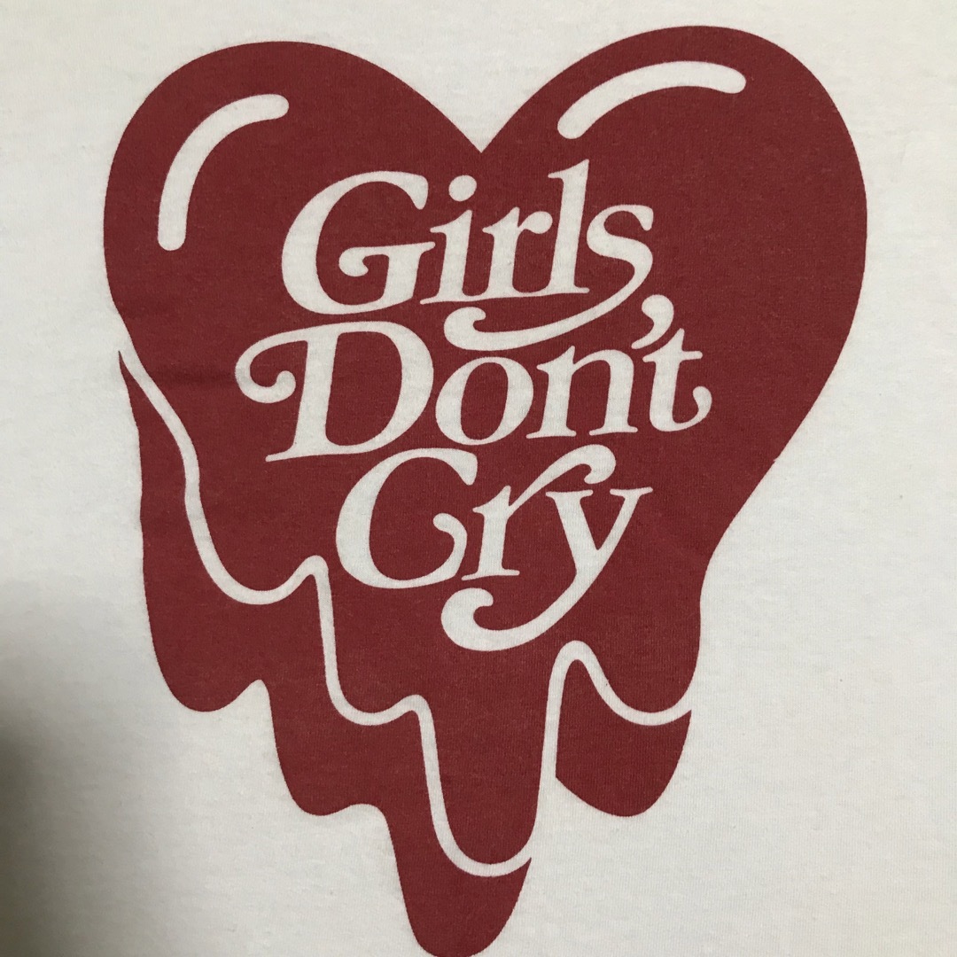 ホワイト実寸平置き採寸です着丈girls don'tcry emotionally tシャツ