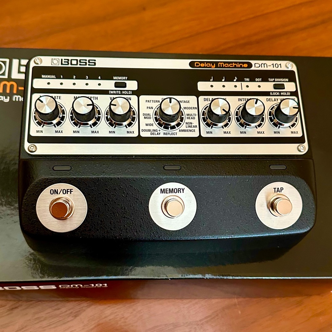 BOSS - BOSS DM-101. アナログ・ディレイ・マシーンの通販 by ペダル