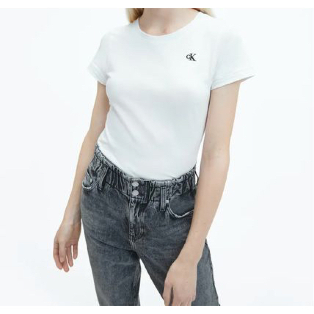 Calvin Klein(カルバンクライン)のXSサイズ Calvin KleinオーガニックコットンTシャツ レディースのトップス(Tシャツ(半袖/袖なし))の商品写真