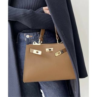 アパルトモンドゥーズィエムクラス(L'Appartement DEUXIEME CLASSE)のL'Appartement【AULENTTI】One HandBag(ハンドバッグ)