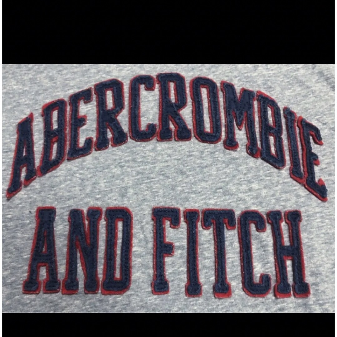 Abercrombie&Fitch(アバクロンビーアンドフィッチ)のアバクログレーコットンT メンズのトップス(Tシャツ/カットソー(半袖/袖なし))の商品写真