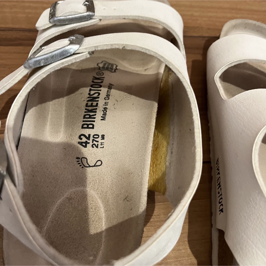 BIRKENSTOCK(ビルケンシュトック)のビルケンシュトック 白　サンダル 42 メンズ メンズの靴/シューズ(サンダル)の商品写真