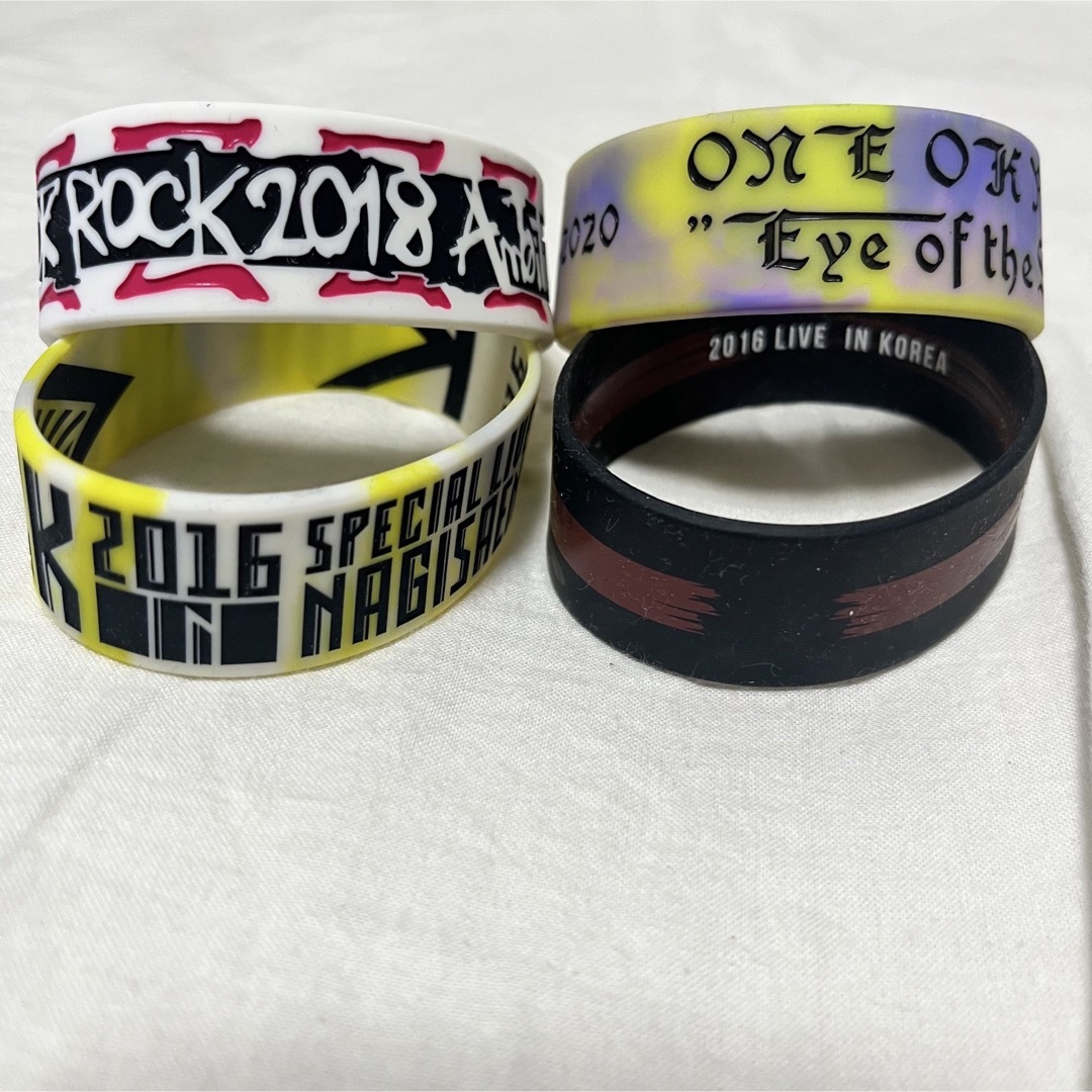 ONE OK ROCK 10点セット[バラ売不可] エンタメ/ホビーのタレントグッズ(ミュージシャン)の商品写真