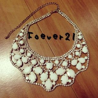 フォーエバートゥエンティーワン(FOREVER 21)のFoever21♡ビジューネックレス(ネックレス)