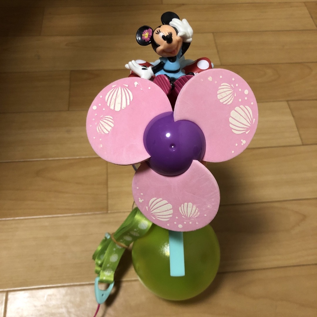 ディズニー　小型扇風機 エンタメ/ホビーのおもちゃ/ぬいぐるみ(キャラクターグッズ)の商品写真