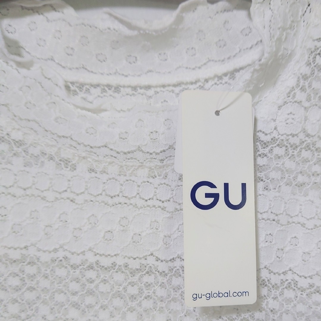 GU(ジーユー)の新品 未使用 GU レースコンパクトT 半袖 オフホワイト XL 半袖シャツ レディースのトップス(Tシャツ(半袖/袖なし))の商品写真