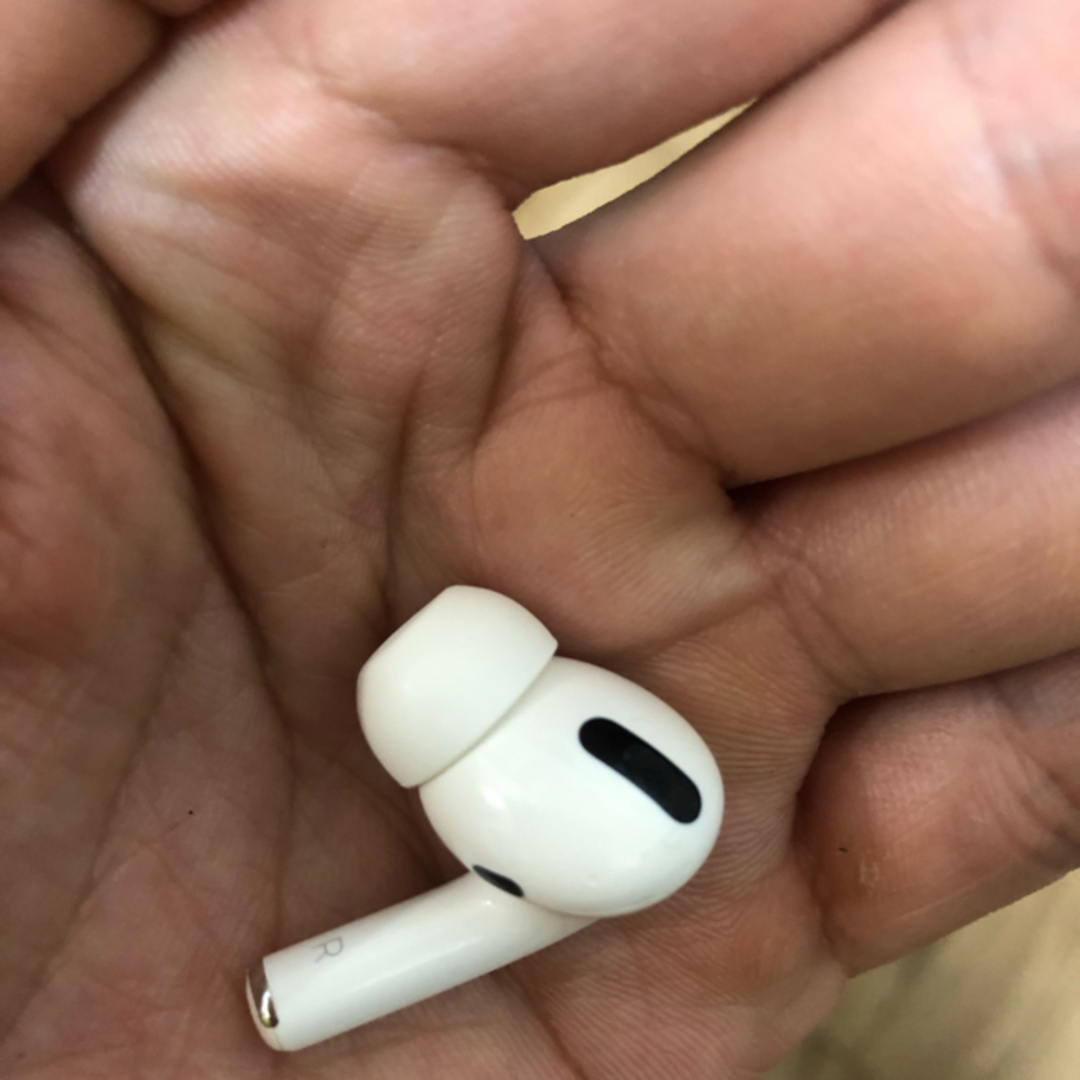 AirPods pro 片耳 右側Rのみ 本物です。