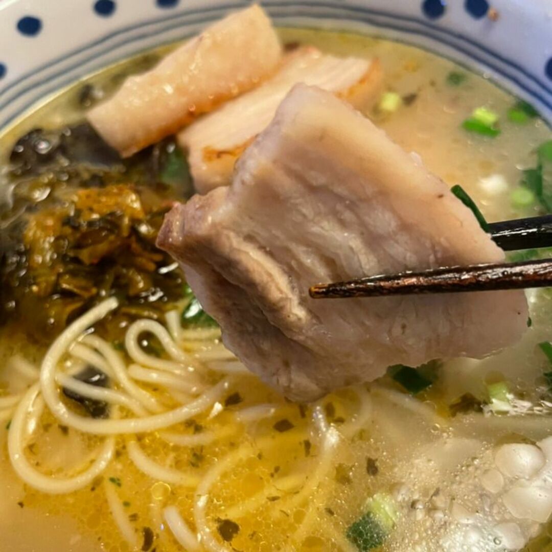 人気　辛子高菜風味棒ラーメン マルタイの棒ラーメン　おすすめ　うまい 食品/飲料/酒の食品(麺類)の商品写真