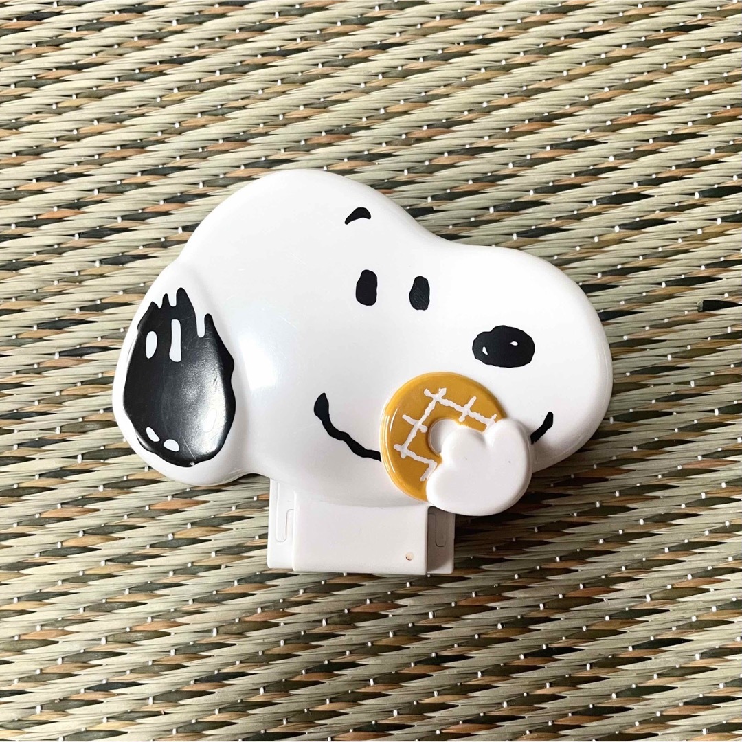 SNOOPY(スヌーピー)のSNOOPY スヌーピー コンパクトミラー 手鏡 レディースのファッション小物(ミラー)の商品写真