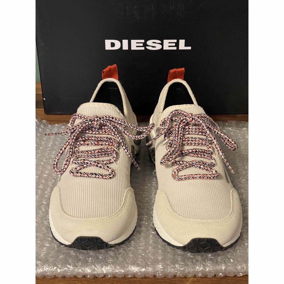 新品 DIESEL S-KBY ローカットスニーカー