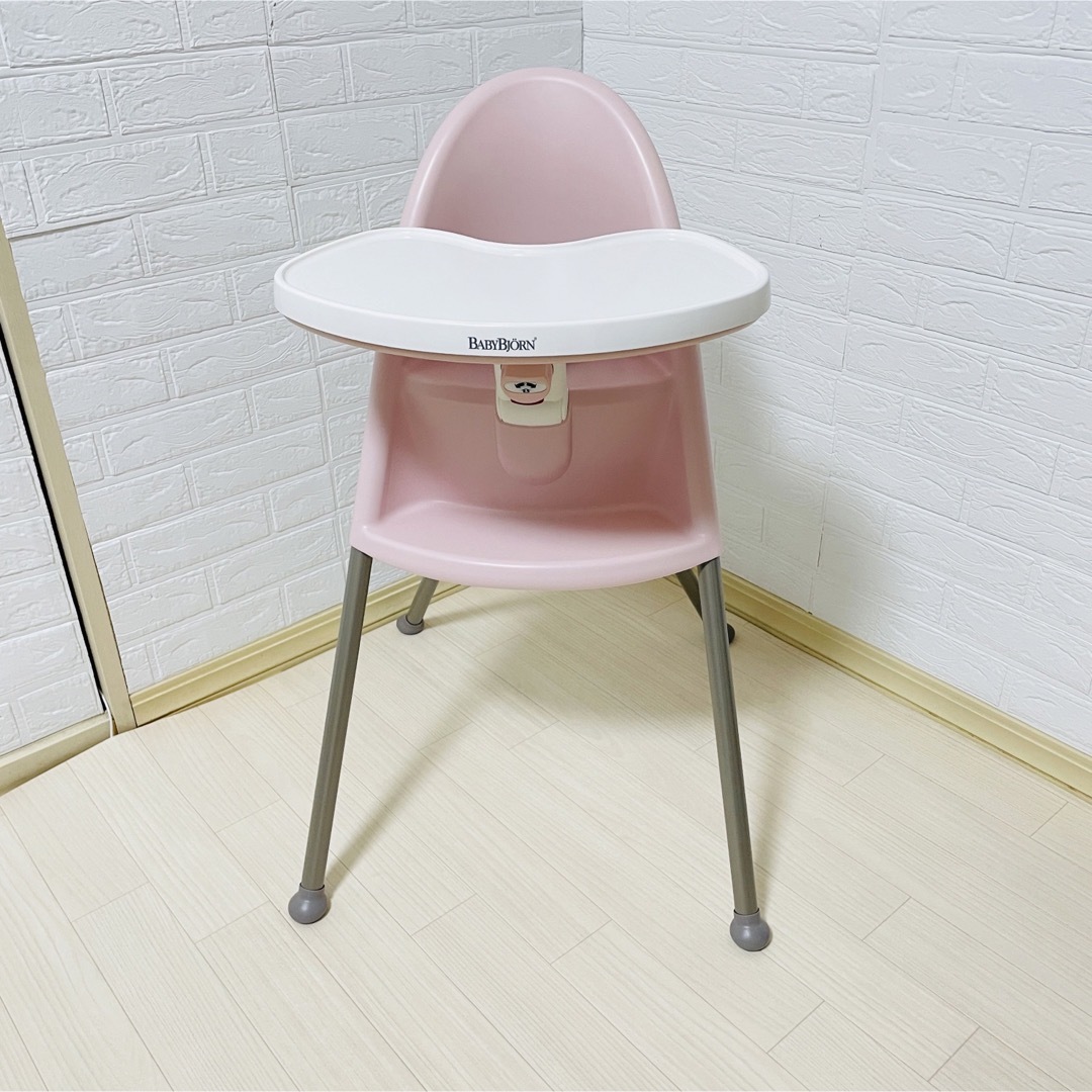 正規店お得 BABYBJORN - ベビービョルン ハイチェア ハーネス付き