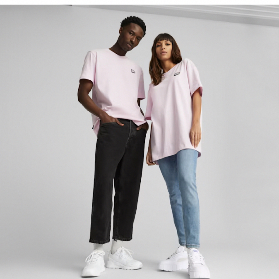 PUMA(プーマ)のプーマ　ユニセックス DOWNTOWN プライド Tシャツ　M レディースのトップス(Tシャツ(半袖/袖なし))の商品写真