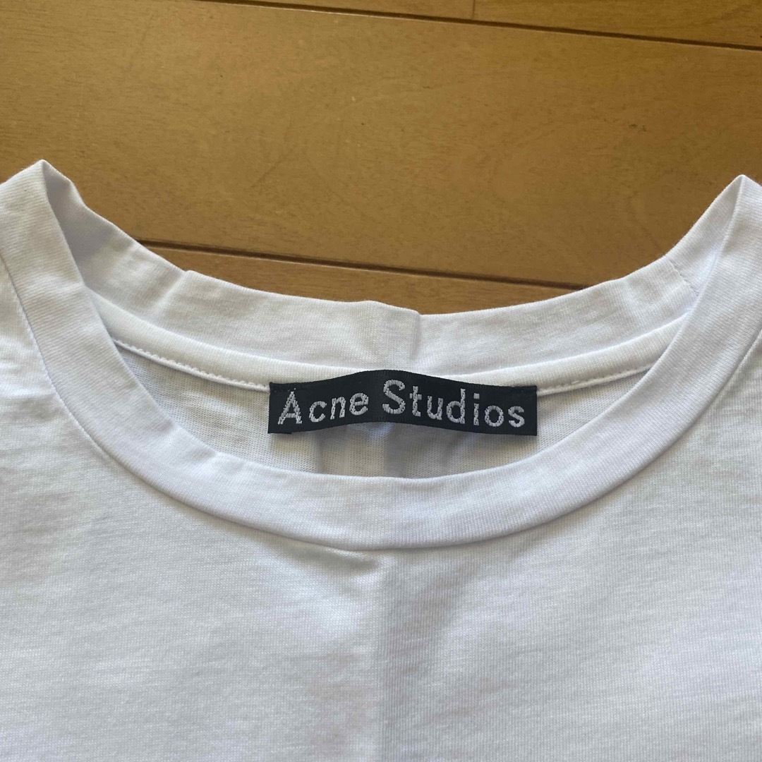 ACNE(アクネ)のacne studios アクネ　Tシャツ！サイズL メンズのトップス(Tシャツ/カットソー(半袖/袖なし))の商品写真