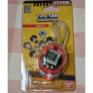 バンダイ(BANDAI)のBANDAI TinyTAN TAMAGOTCHI Red ver.(携帯用ゲーム機本体)